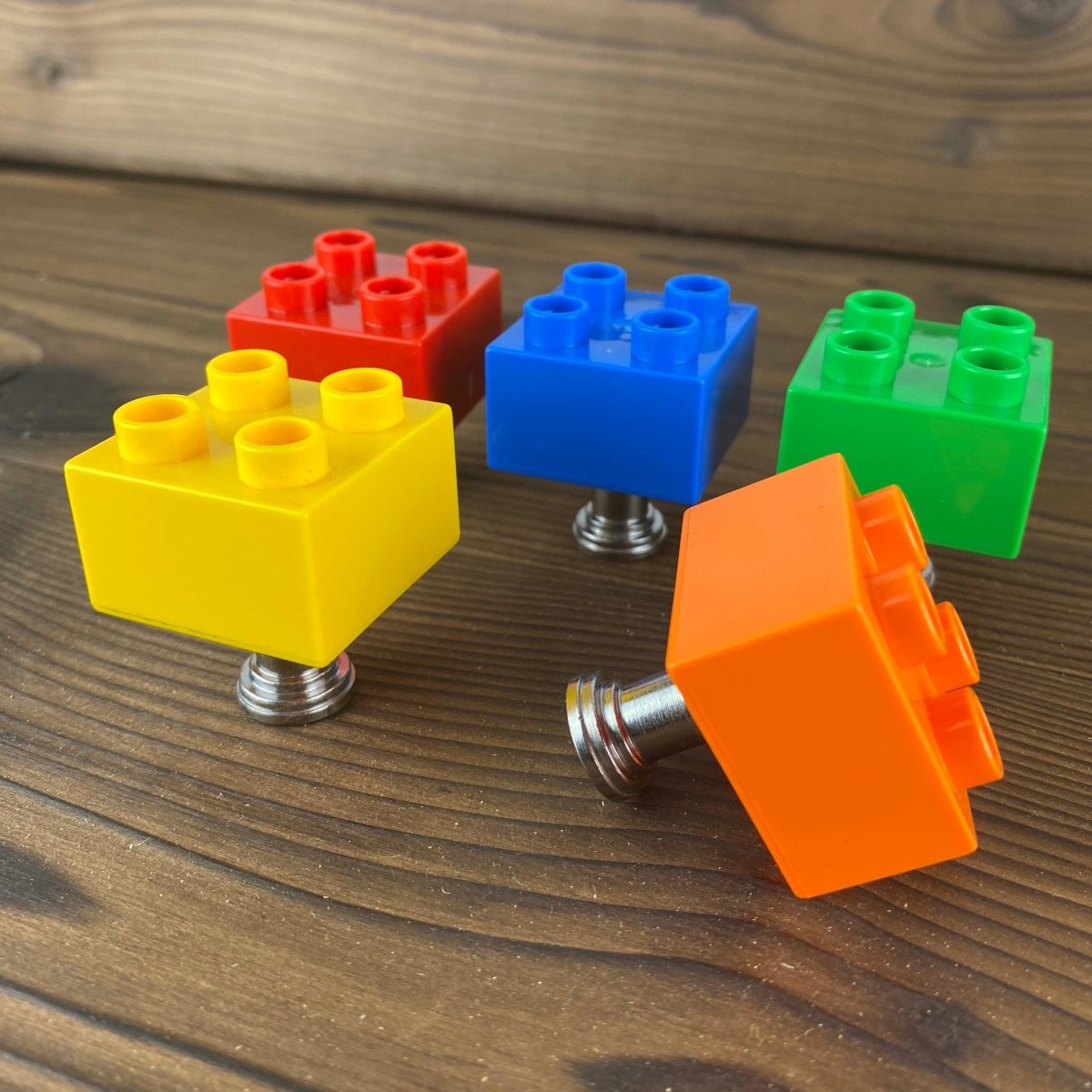 Toy Brick Drawer Knobs - Kids Dresser Knobs in Bright Colors - Cabinet  hardware Boys Room – DaRosa Creations